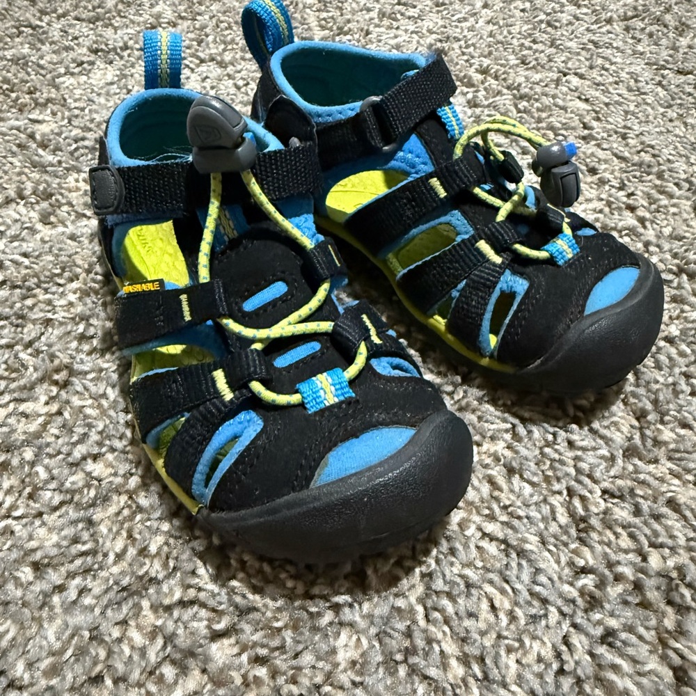 Keen Kids' Black and Blue Adventure Sandals